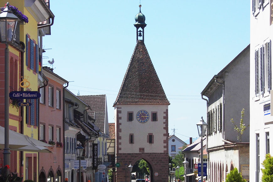 Auf ein Glas Wein im Kaiserstuhl