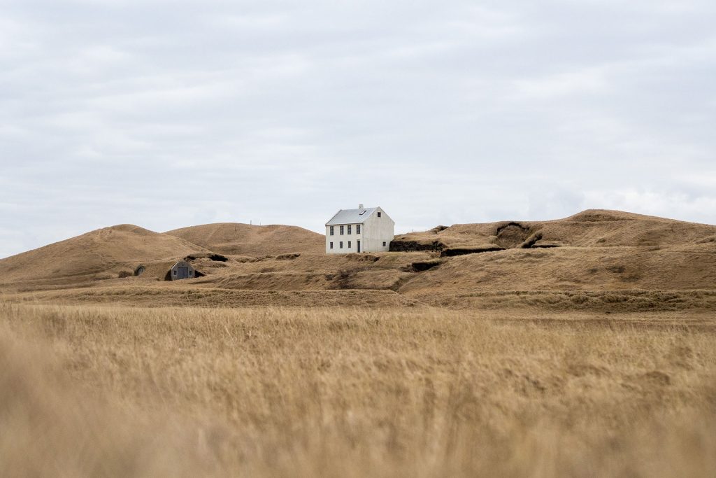 Island im Winter – von wilden Fällen und leisen Wassern