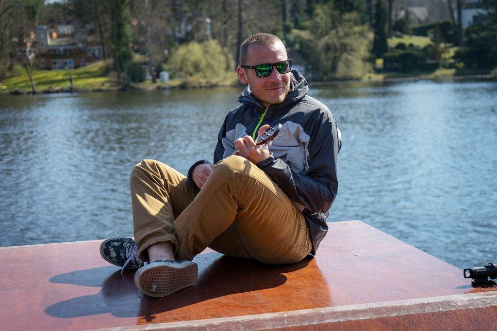 Mit dem Floß durch die Nacht – ein Microadventure