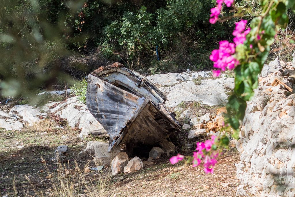 Mit dem Schiff zum Schiff – auf Zakynthos