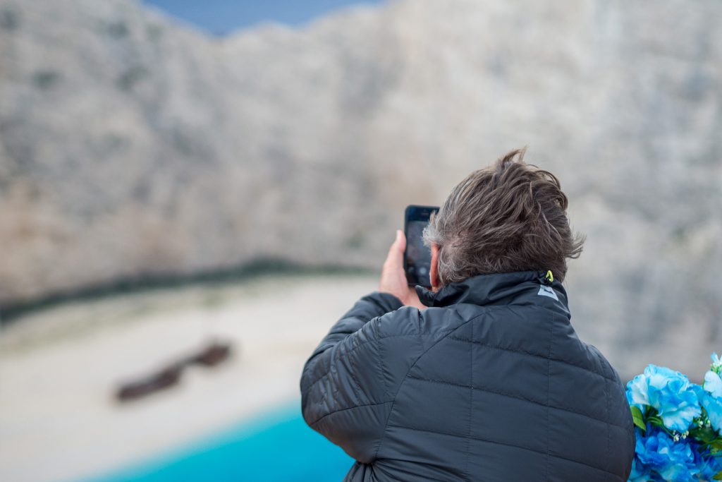 Mit dem Schiff zum Schiff – auf Zakynthos
