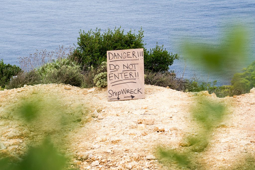 Mit dem Schiff zum Schiff – auf Zakynthos