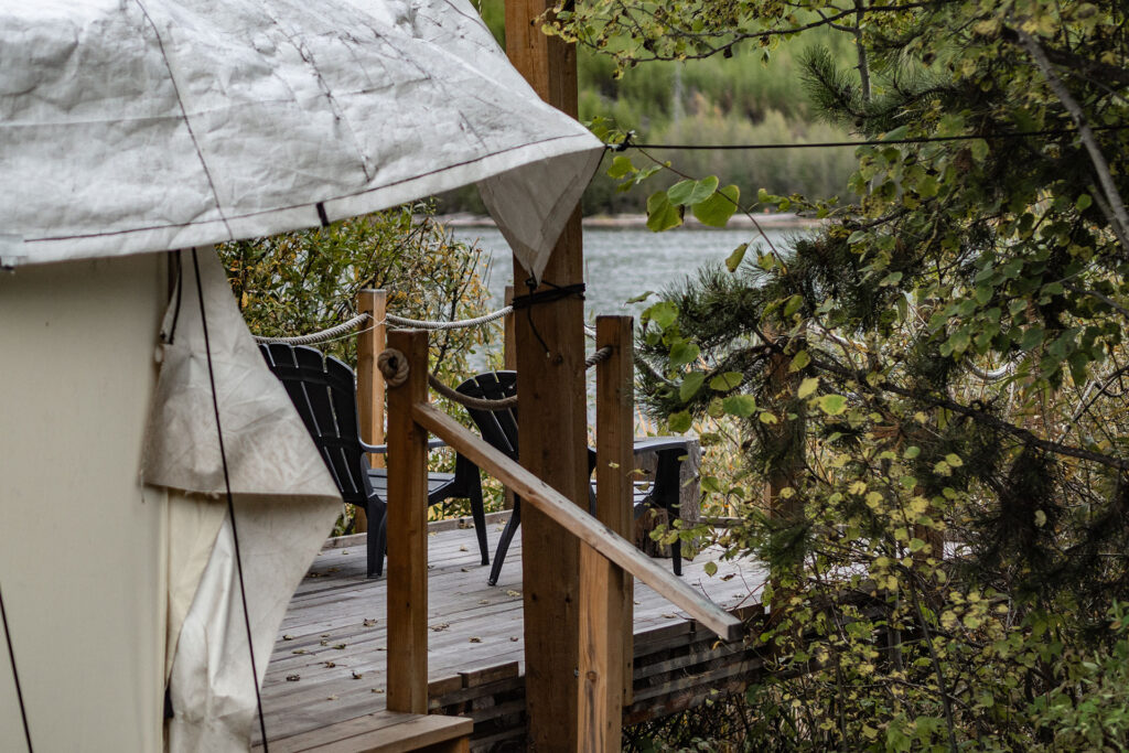 Kanadas Westen – von springenden Lachsen & fliegenden Äxten