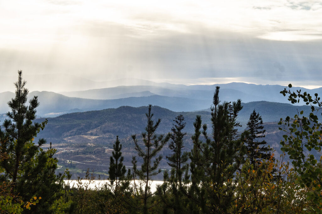Kanadas Westen – von springenden Lachsen & fliegenden Äxten
