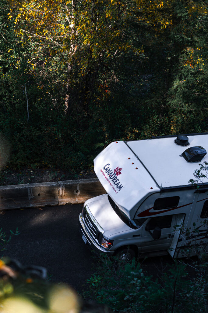 Kanadas Westen – von springenden Lachsen & fliegenden Äxten