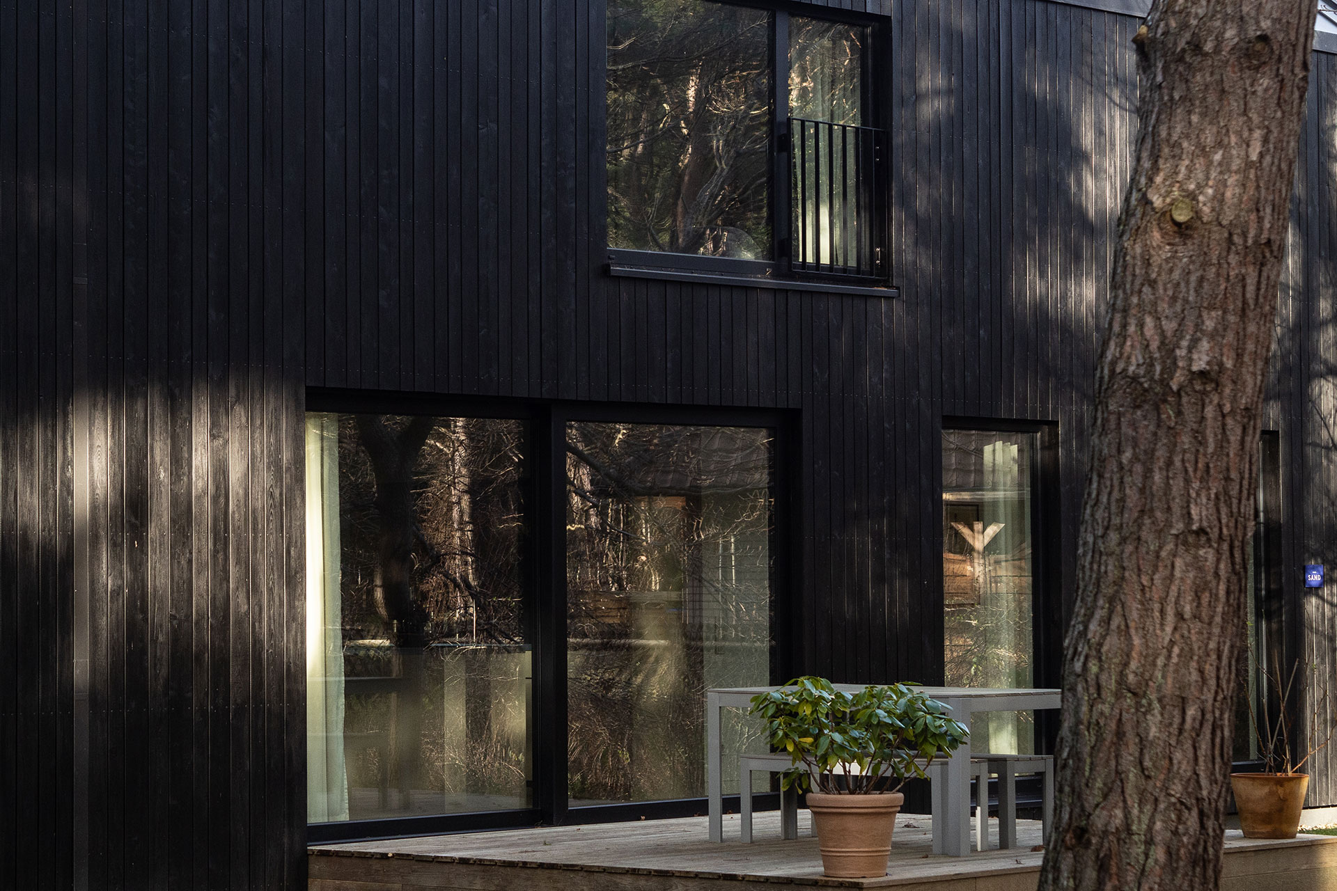 Das kleine Schwarze hinter der Düne