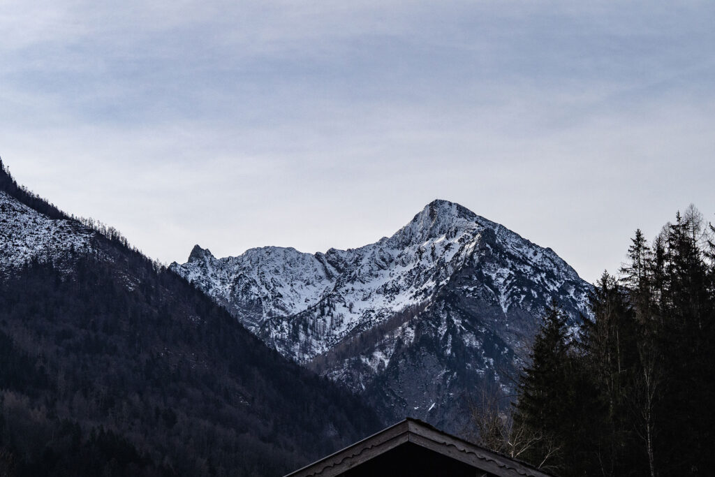 Hinterm See geht’s weiter…