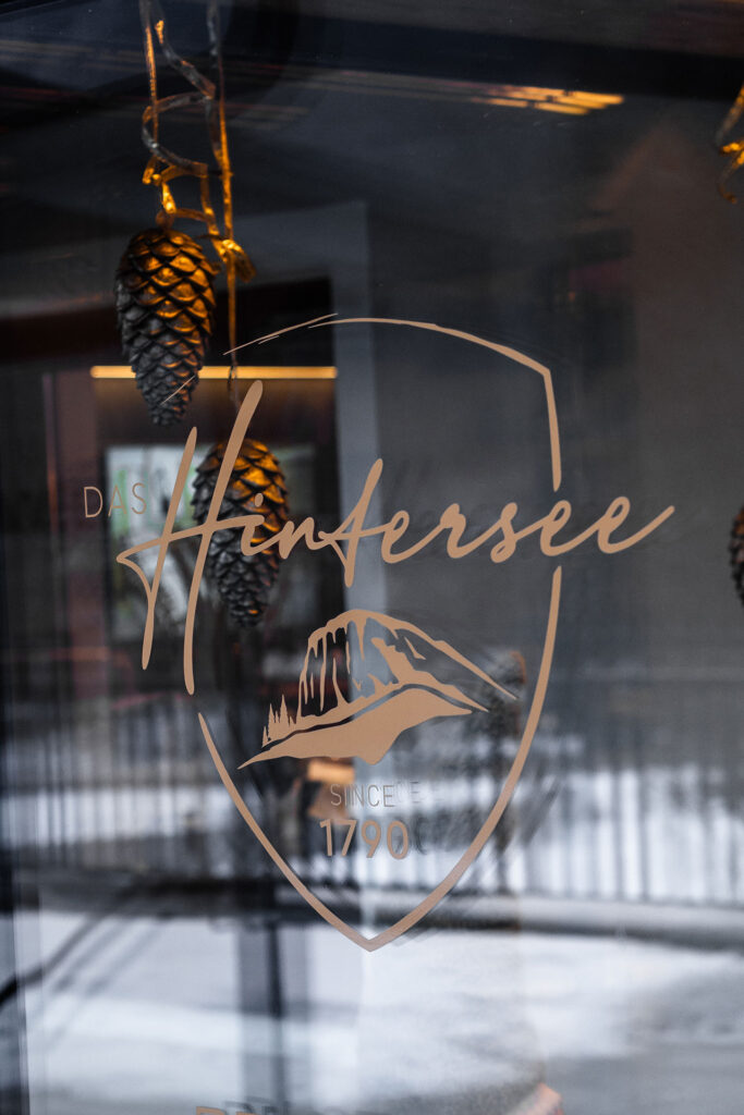 Hinterm See geht’s weiter…