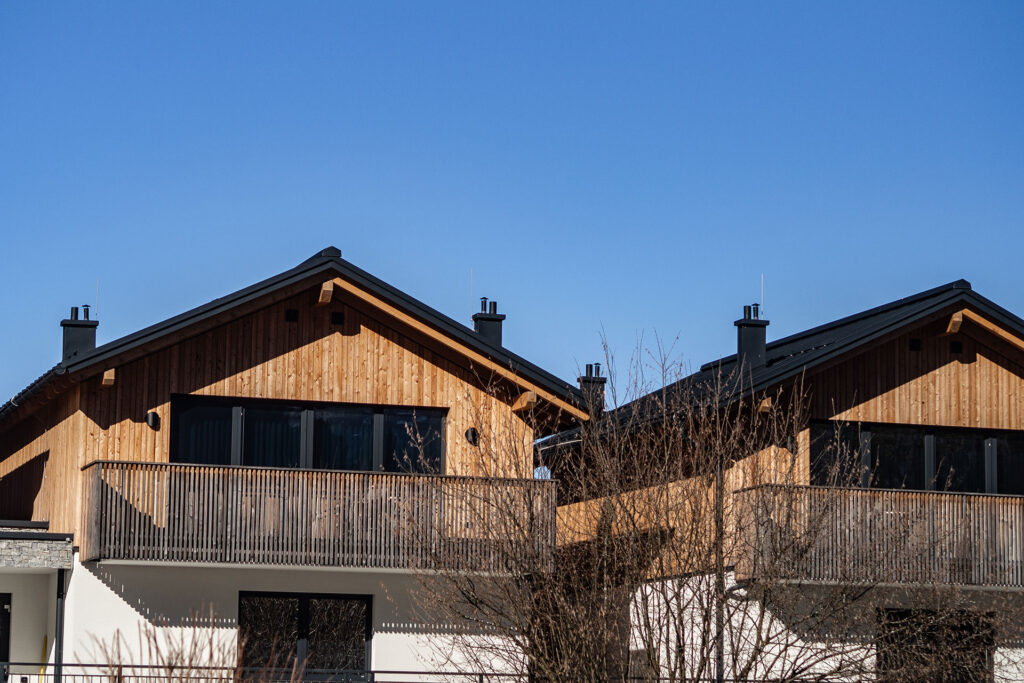 Hinterm See geht’s weiter…