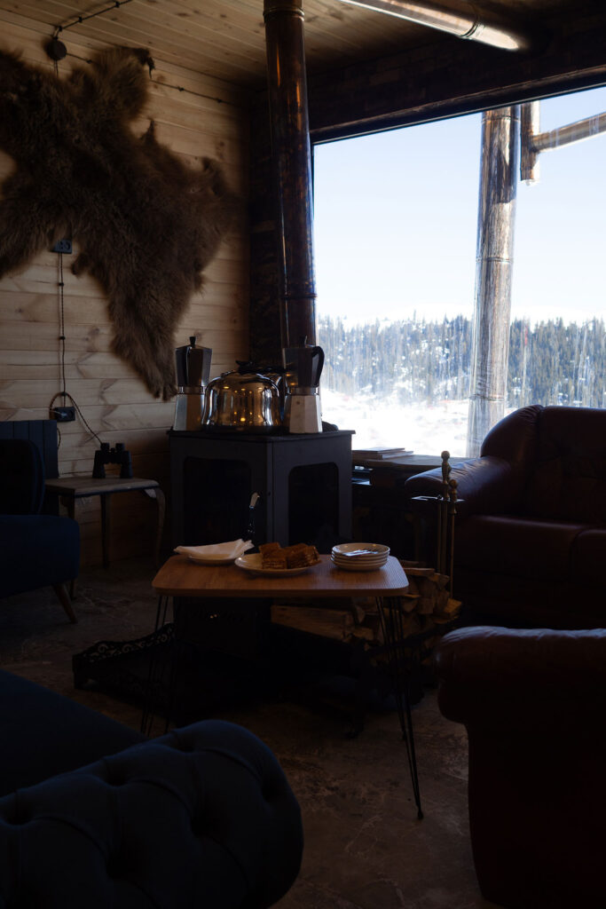 Into the Pow – Catskiing in Georgien