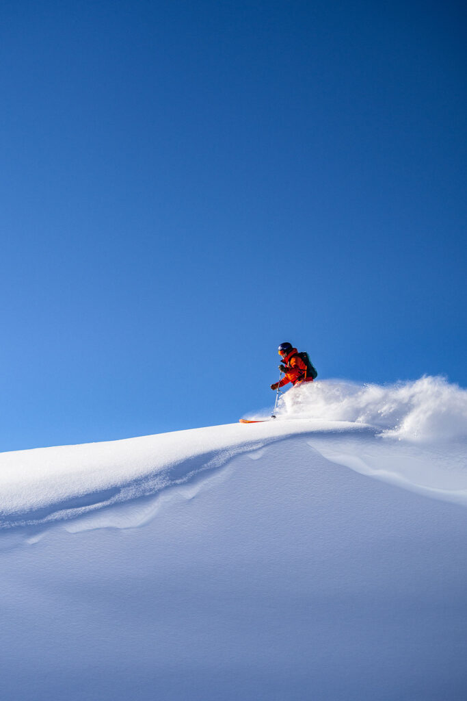 Into the Pow – Catskiing in Georgien