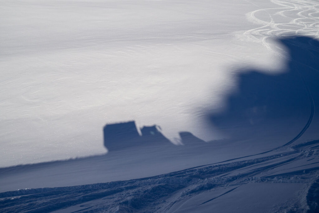 Into the Pow – Catskiing in Georgien