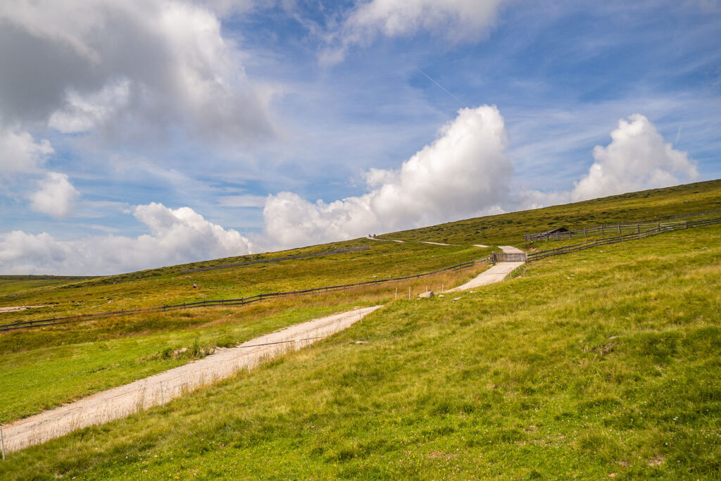 Familienglück über den Wolken – Urlaub am Rittner Sonnenplateau