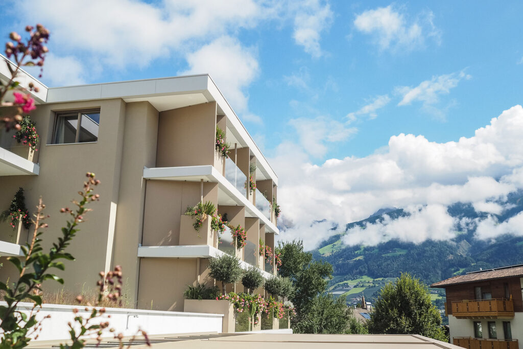 Pool, Palmen und Panorma: Das Laurin in Dorf Tirol
